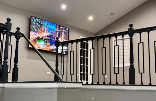 Sleeps 24+ Luxury house Near Chicago 12 king beds - Foto 54