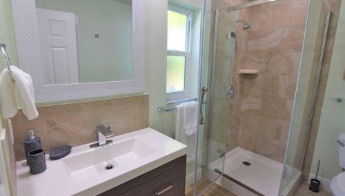 New England 3bd 2bt Home Heated Pool Close to Siesta - Foto 5