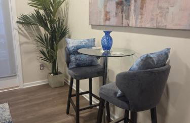 Modern & Luxurious 3 Bdrm 2.5 Bath Townhome - Foto 14