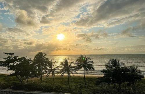 Excelente Flat beira-mar - Foto 2