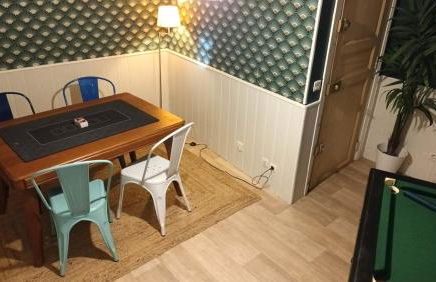 LE JOKER - T2 proche gare - Billard - Wifi - TV - Photo 23