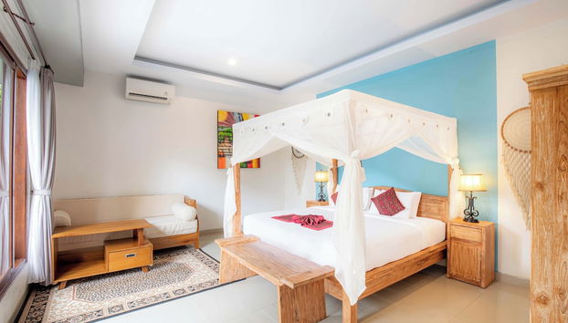 Ubud Mesari Private Pool Villa - Foto 2, Habitación