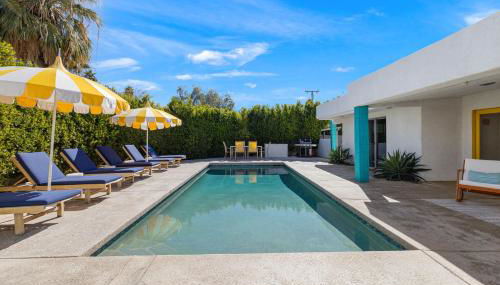 The Ricardo! Mid-Century Villa with Saltwater Pool - Foto 3