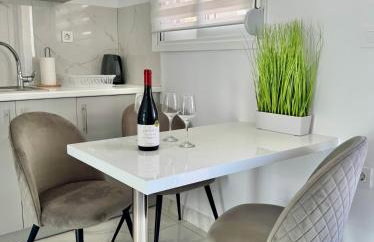 Zen Apartments - Photo 10