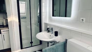 FeWo Am Waldhügelsee Balkon & Naturblick - Foto 3