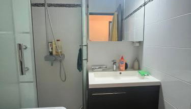 Au Point Carré - Appartement tout confort au calme - Foto 5