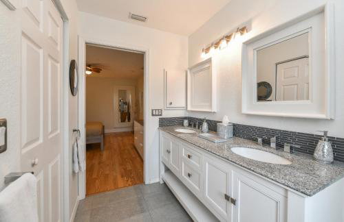 Contemporary Pool Villa I - Pool & Jacuzzi - Nearby Beach - Photo 16