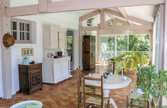 3 bedroom House in Saint-Vivien-de-Médoc with private pool and garden - Photo 11