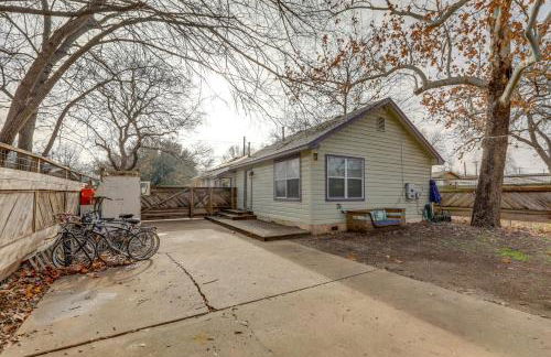 Pet-Friendly Austin Home with Private Yard and Deck! - Foto 23