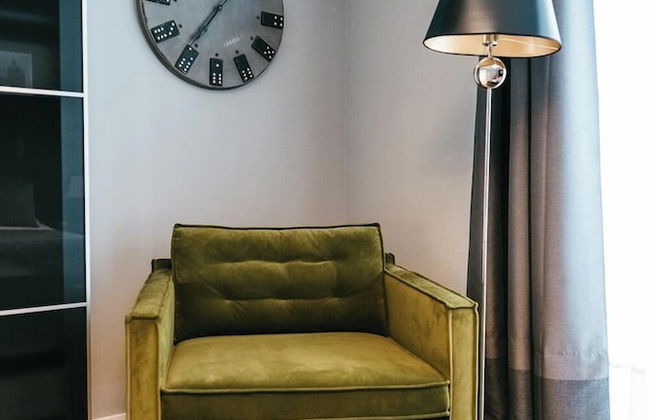 YoHome - Luxury Downtown Apartment - Photo 14