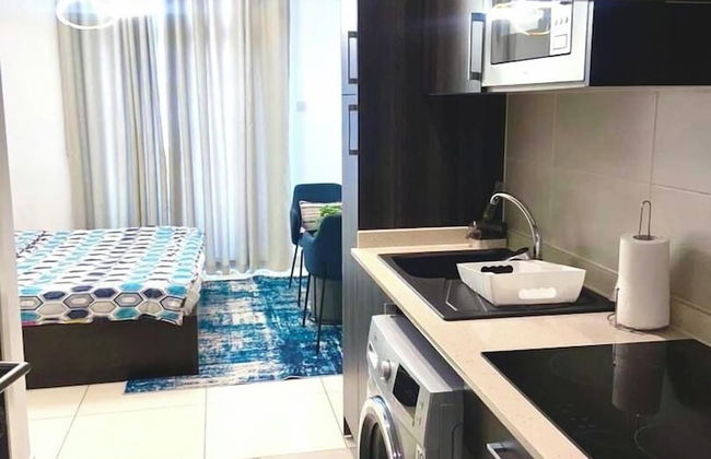 Embassy Gardens Apartment - Photo 40