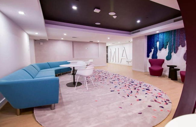 Modern High-Rise Condo with Pool/Gym, in Central DT MIAMI! - Photo 7