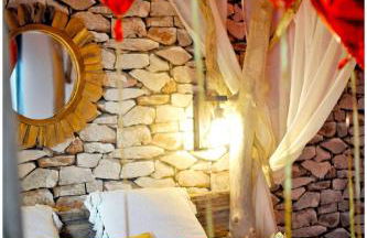 Duplex Safari jusqu'à 4 personnes, Spa XXL, day use, 5 min centre ville, cinéma, cascade et lit sous les arbres - Foto 38