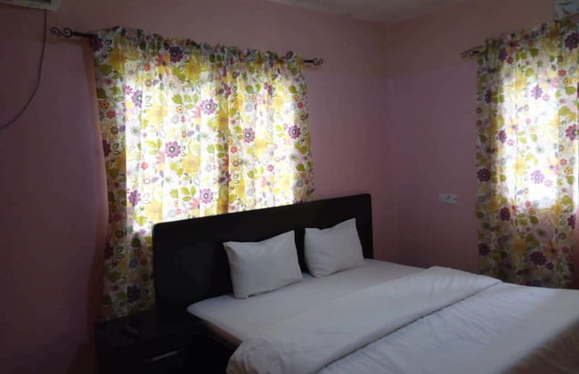 Waterworld Apartments - Photo 4