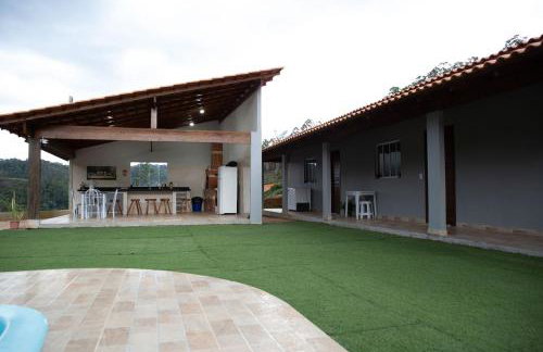 Casa de Campo com Vista, Piscina e Churrasqueira - Foto 15