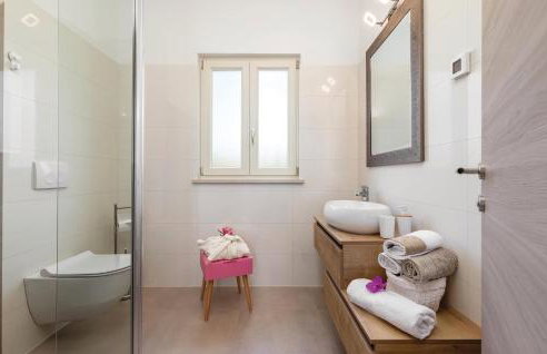 Amazing Home In Vodnjan With Sauna - Foto 57