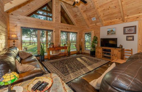 Scenic Hill Country Ranch with amazing views - Foto 25