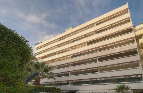 FRGK Victoria 4 Central Cannes 1BR Terrace, AC & Ultra-Fast Wi-Fi - Photo 13