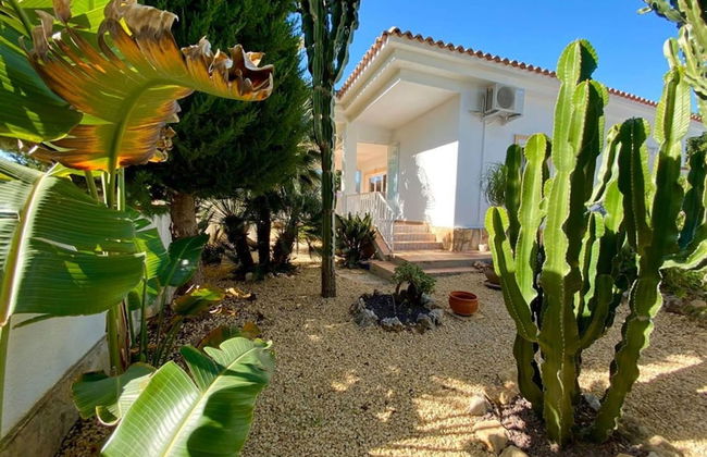 Charming Villa With Private Swimming Pool Near the Sea - Foto 26