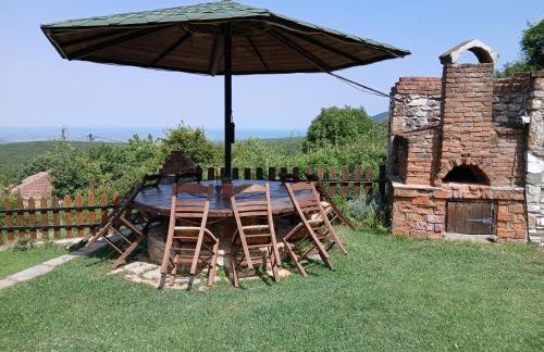 Artemis' Stone House - Photo 29