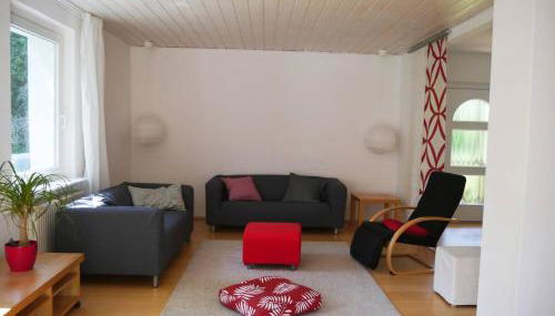 Sonniges Häuschen mit Garten - Foto 3