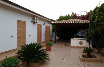 Townhouse in a quiet private residence - Foto 1