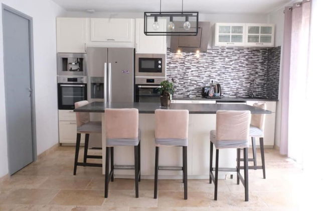 Charming Holiday Home With Private Pool - Foto 16