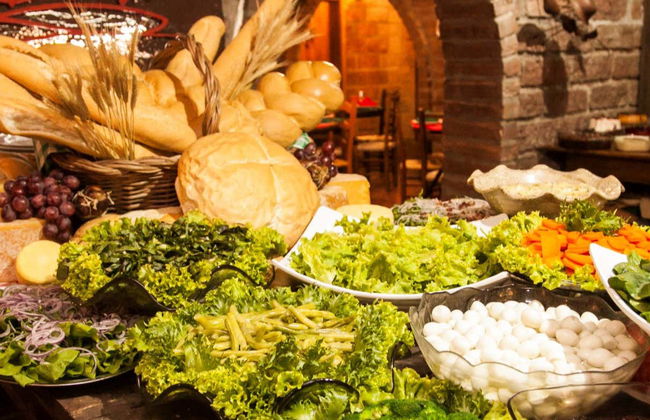 Italian Dinner & Folklore Show in Gramado - Photo 1