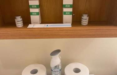 Entire Private 2 bedrooms house, nice neighborhood - Foto 11