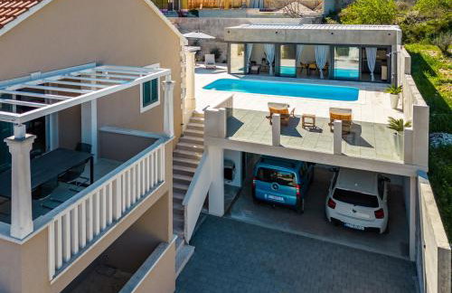 Villa TM with private heated pool, poolhouse & private garage - Photo 49