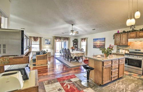 Gloucester Retreat with Backyard Oasis and Pier! - Foto 10