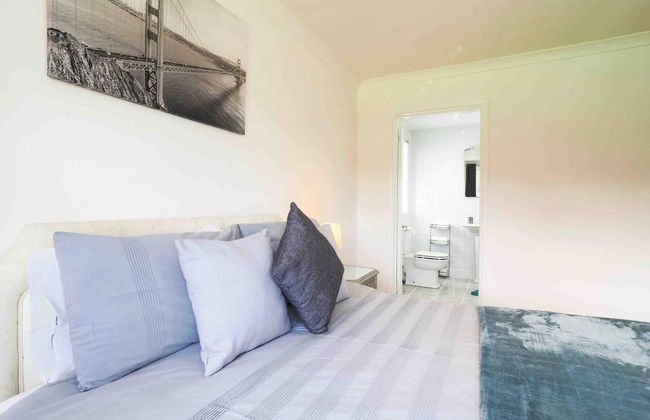 Inviting 7-bed House With sea Views in Hythe - Foto 11