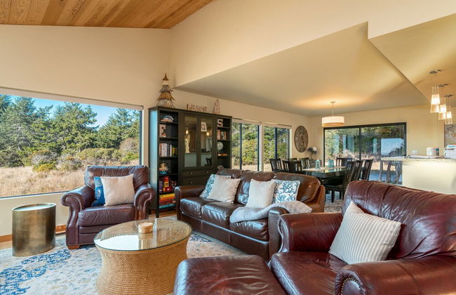 The Sixpence Beach Access Hot Tub - Foto 13