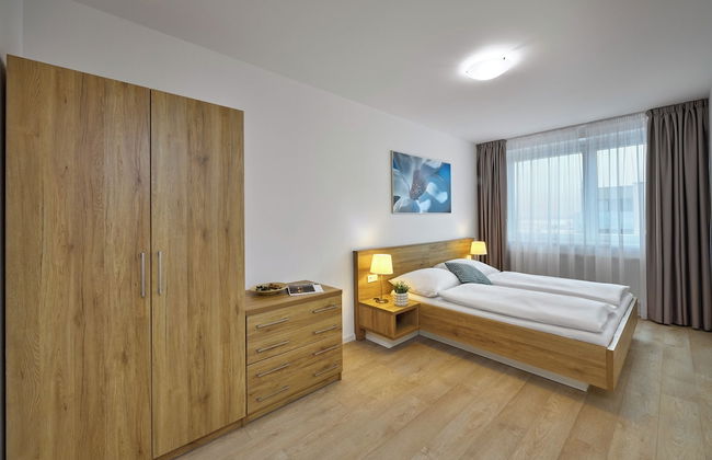 CityWest Apartments - Photo 8