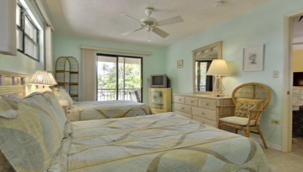 Beautiful 2 bedroom with Boat Slip 2 Home by RedAwning - Foto 5, Habitación