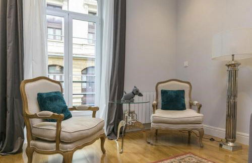 Amplio y Confortable en el Casco Viejo con Parking Privado - Foto 20