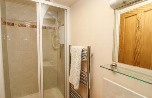 The Garden Apartment - Photo 25