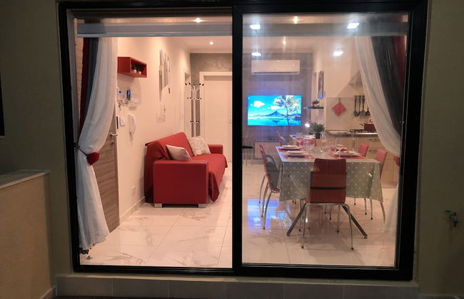 "1. Sea View Luxury 2 Bed Penthouse Close to Beach!" - Photo 22