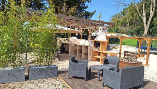 Apartment Leonie's Gîte Moulin de Tartay in Avignon by Interhome - Foto 4