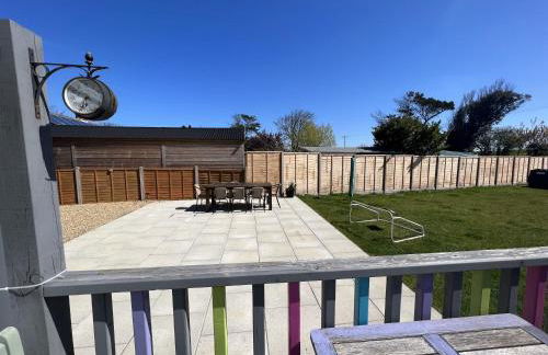 4 bed house 50 yards from the beach & lighthouse - Photo 31