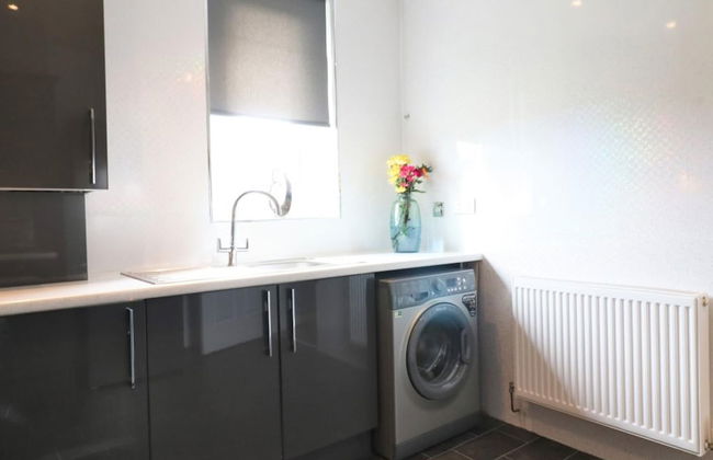 Carfin House - Motherwell - Photo 21