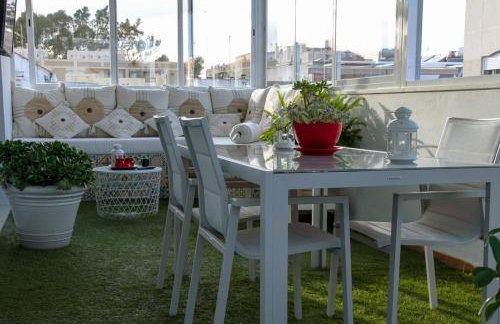 Atico en Triana - 2 terrazas privadas con parking - Photo 1