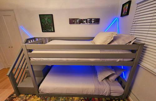 La Jolla Gem with Ocean View - 11 Beds, Hot Tub, Karaoke & Game Den - Foto 68