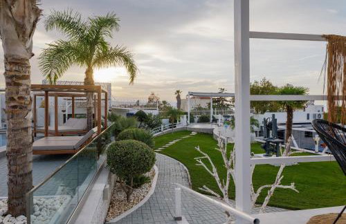 White Luxury Villa - Foto 69