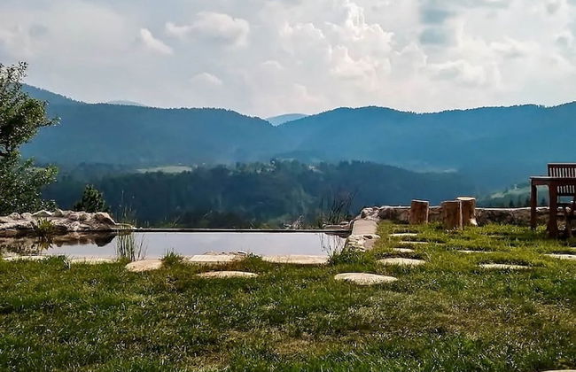 Comfy Holiday Home in Bunjevci With Hot Tub - Photo 46