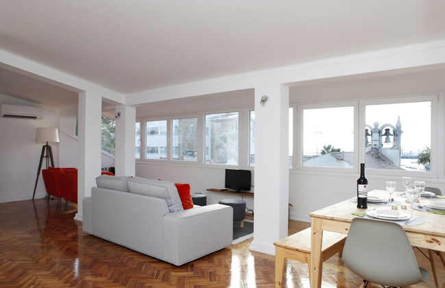 Cascais Downtown Apartment with sea view - Photo 25