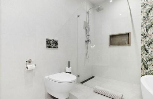 Casa Ella - Beautifully Renovated Townhouse Walkin - Foto 74