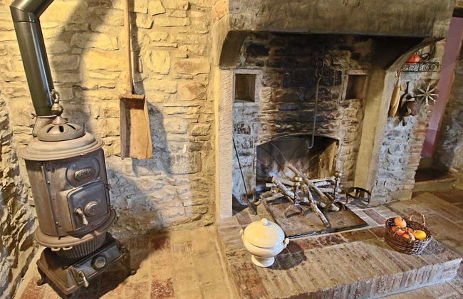 Farmhouse in Apecchio With Pool and Terrace - Foto 32