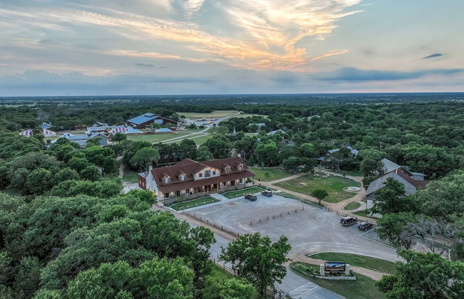 Pecan Grove Container Tiny Home Country Setting 12 min to Baylor Magnolia - Foto 39
