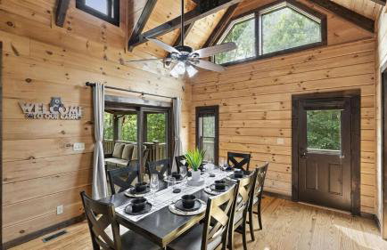 Waterfront 1-acre Private Dock, Hot Tub, Firepit Bankhead Lodge by Avantstay - Foto 26